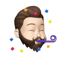 3D-Cartoonkopf mit braunem Haar und Bart, geschlossenen Augen, trägt kabellose Ohrhörer, bläst in eine Partyhupe, herumliegen buntes Konfetti.