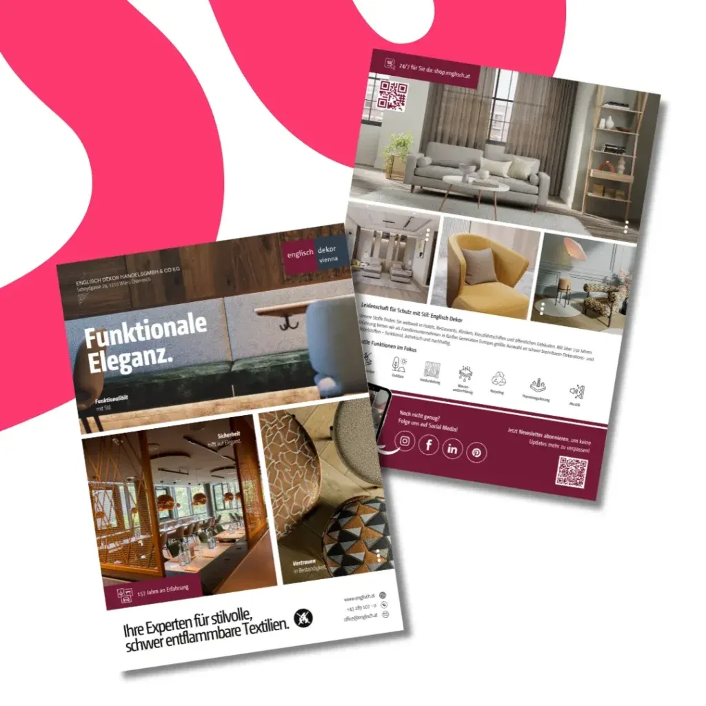 Zwei Magazinseiten präsentieren eine Fallstudie moderner Innenarchitektur mit Englisch Dekor, stilvollen Möbeln und Dekoration. Auf weißem und rosafarbenem Hintergrund sind Bilder von Wohnräumen und Dekostoffen zu sehen, der Text ist auf Deutsch.